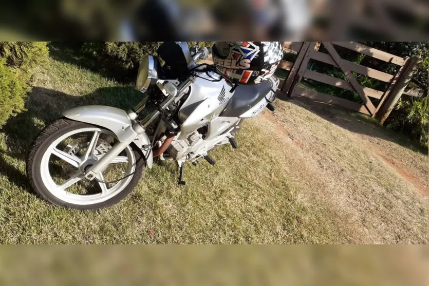  Moto foi furtada enquanto estava estacionada no Jardim Aeroporto 