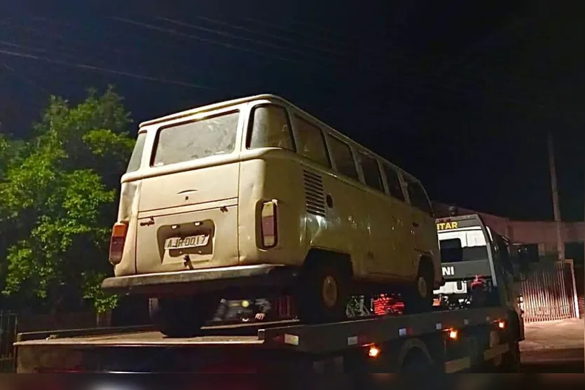  Segundo PM, Kombi utilizada foi furtada em Astorga 