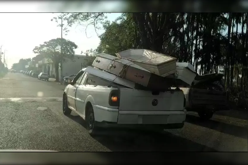  Eles teriam estragado depois de uma chuva de pedras na cidade 