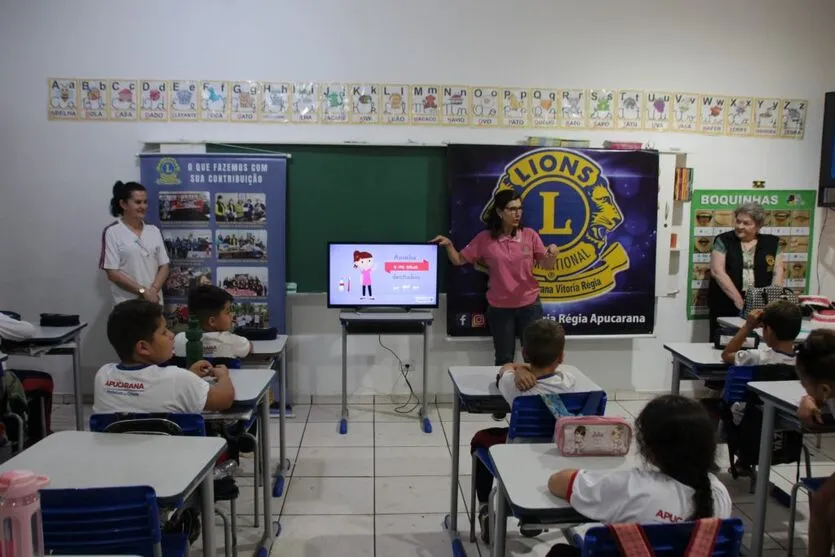 Lions Clube entrega mil kits de higiene bucal aos alunos municipais