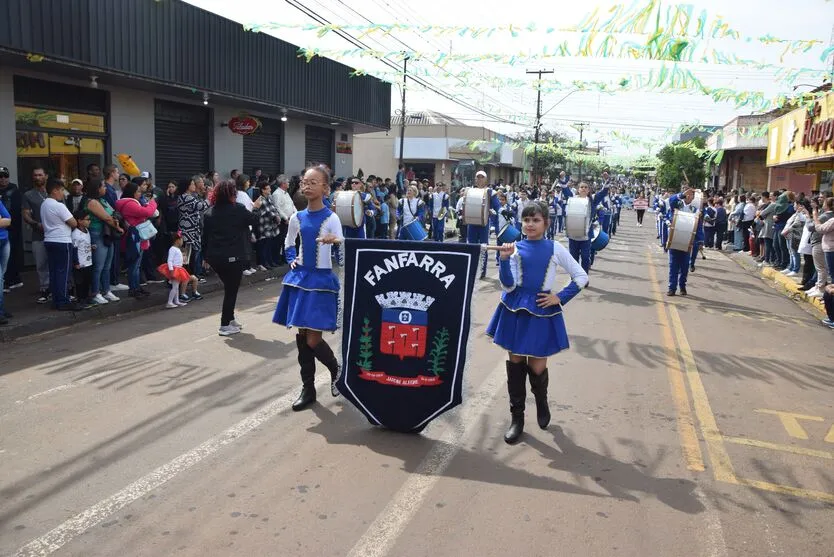  O evento aconteceu na Avenida Paraná na manhã de quinta-feira (7). 