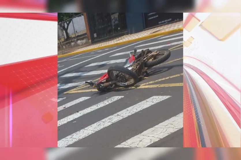  A ambulância avançada do Serviço de Atendimento Móvel de Urgência (Samu) foi acionada e prestou os primeiros atendimentos ao motociclista. 