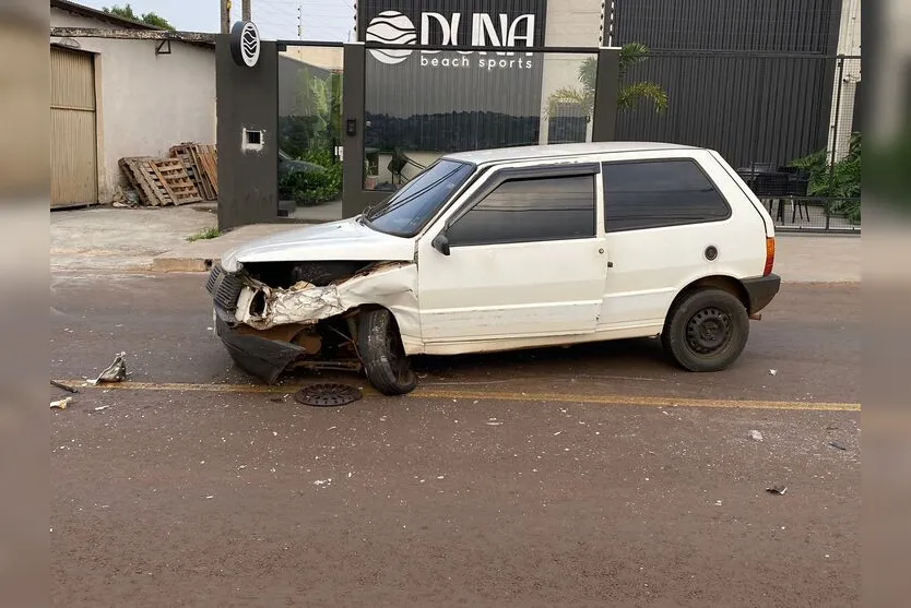 Câmera flagra acidente em Apucarana; motorista fugiu