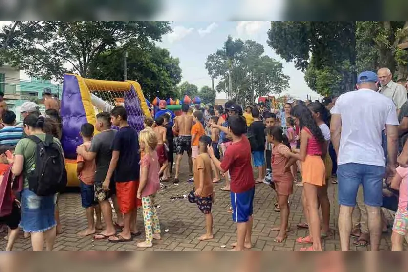  Comemoração do Dia das Crianças em Lunardelli 