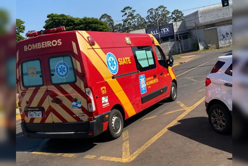 Criança é encaminhada à UPA após acidente entre dois carros