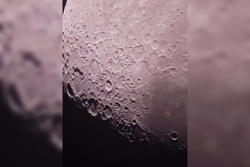  De perto, a Lua pelo telesópio 