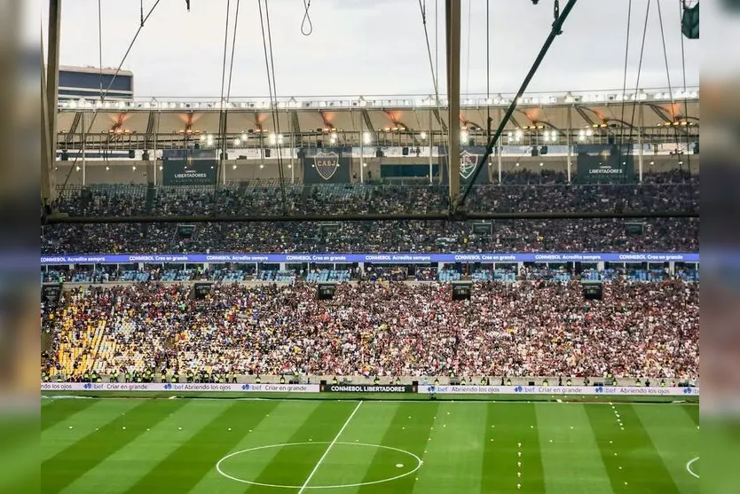  Maracanã estava lotado de torcedores neste sábado (4) 