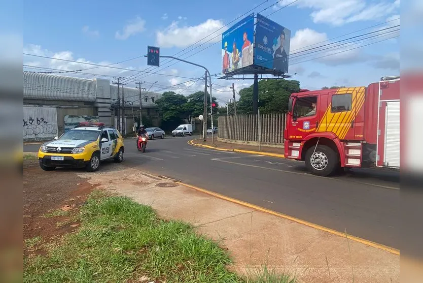  Motorista se envolveu em acidente na Avenida Governador Roberto da Silveira e fugiu 