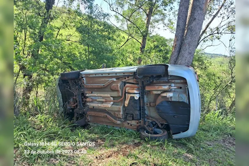  O acidente aconteceu na manhã desta segunda-feira (23) 