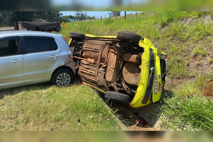  Veículo da imprensa tombou ao ser atingido por veículo em segundo acidente no Contorno Sul 