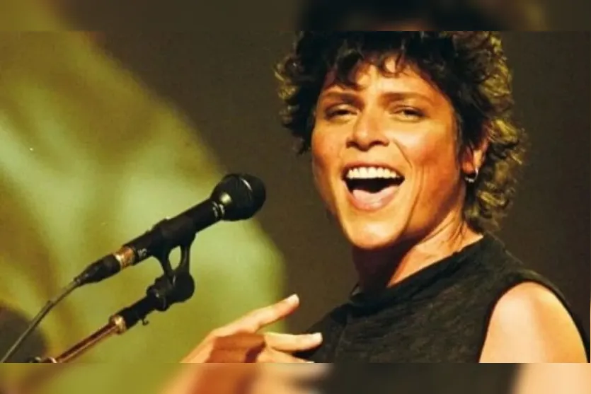  Cássia Eller nasceu em 10 de dezembro de 1962 