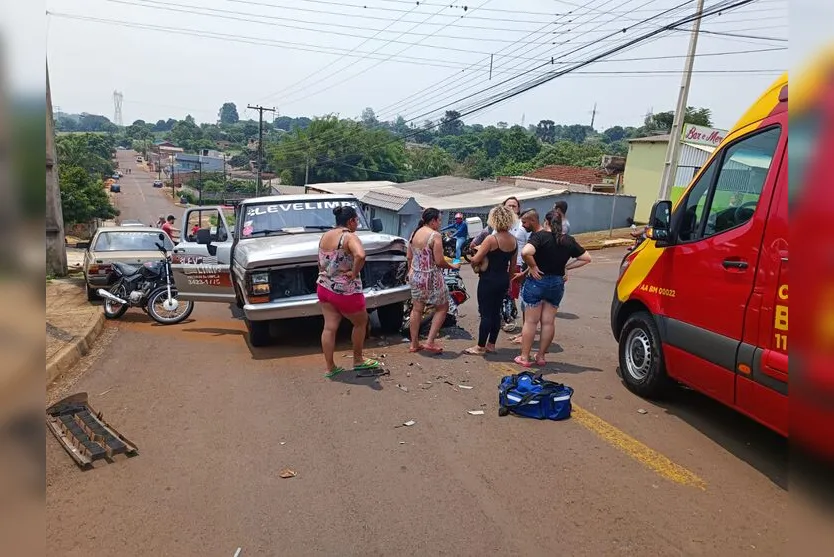 Motociclista fica ferido após acidente com caminhonete em Apucarana