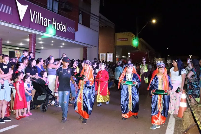  Natal de Luz e Esperança ilumina Ivaiporã na Semana Natalina Cultural 