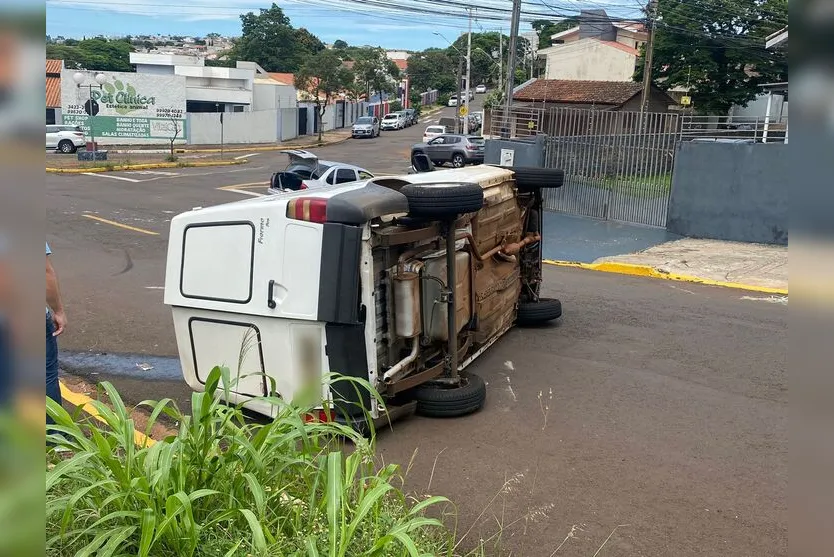  O acidente aconteceu na manhã desta sexta-feira 