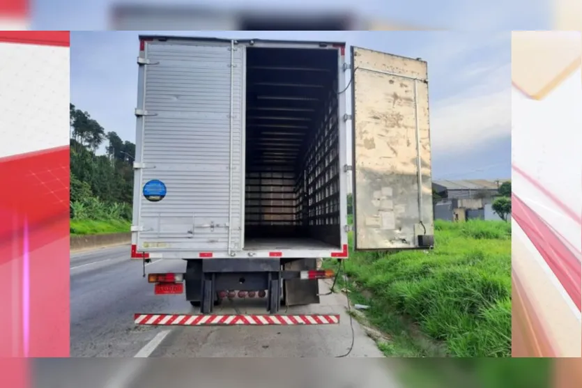  Os criminosos fizeram o transbordo da carga e abandonaram o caminhão na Rodovia Fernão Dias 