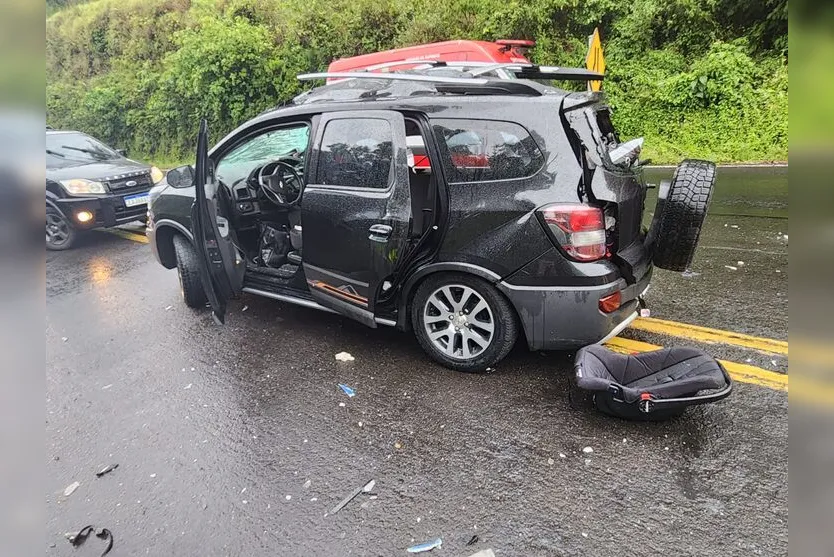 Acidente na BR-376 causa uma morte e deixa crianças gravemente feridas