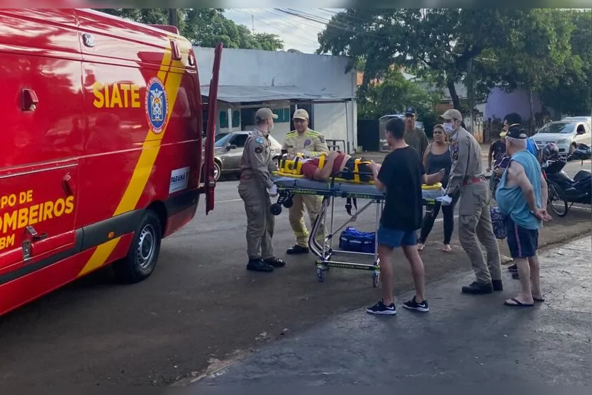  Bombeiros socorreram motociclista após batida na Vila Nova 
