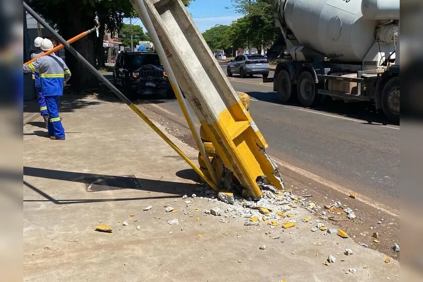  Colisão aconteceu na manhã desta quarta-feira 