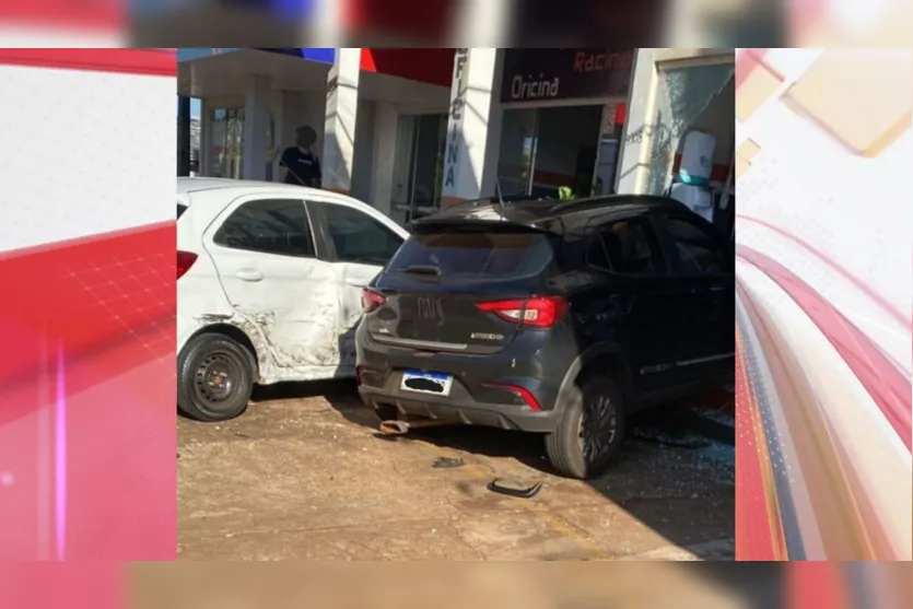 Motorista tem mal súbito e destrói fachada de loja com carro