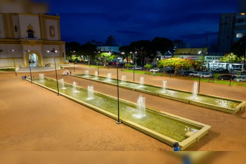 Praça Rui Barbosa e entorno estão com nova iluminação; veja fotos