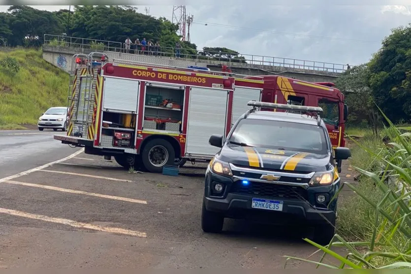 Três ficam feridos em novo acidente na BR-376 na Vila Reis