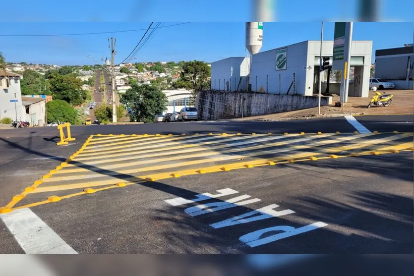  As melhorias ocorrem nos canteiros das Avenidas Paraná e Aparício Cardoso Bitencourt 