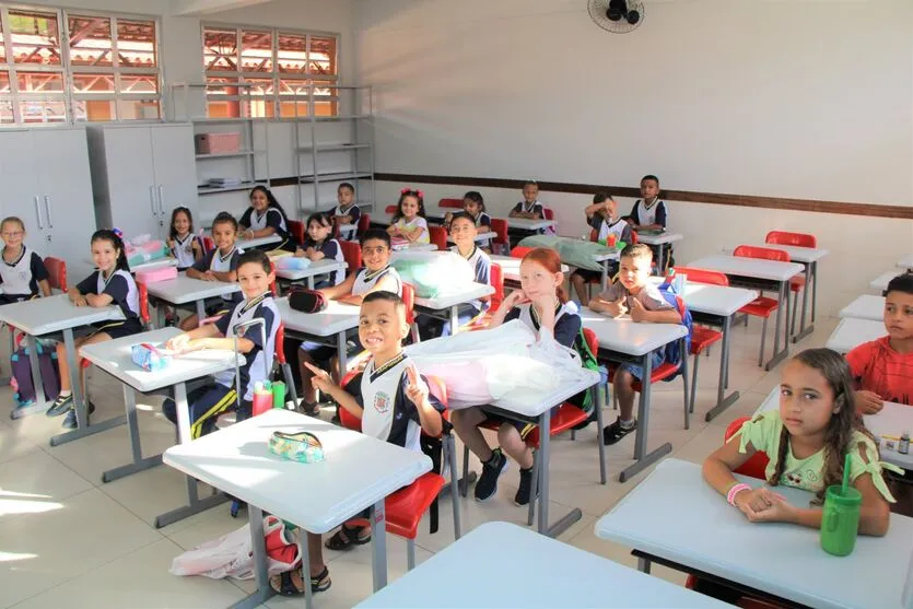 Cerca de 11 mil alunos da rede municipal voltam às aulas nesta terça