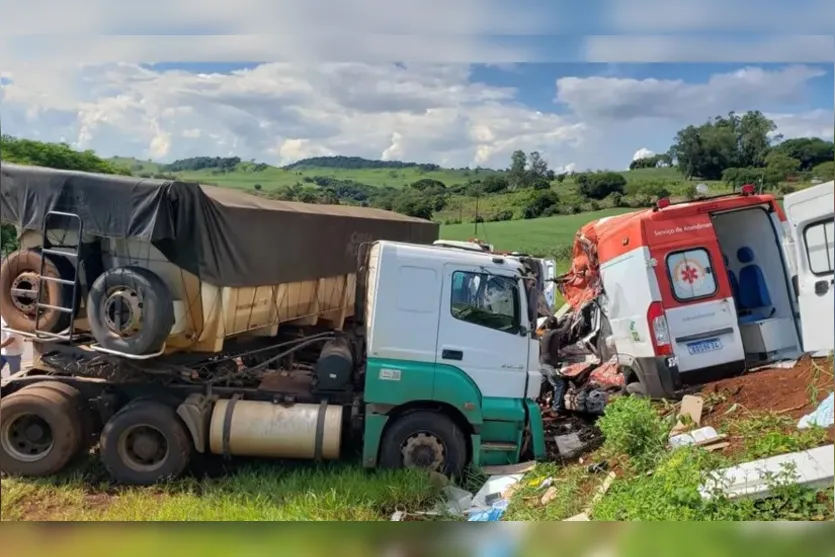 Motorista vítima de acidente com ambulância do Samu apresenta melhora