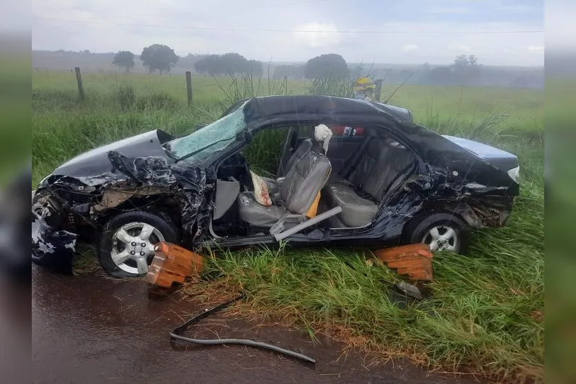  O motorista do carro de 43 anos não teve ferimentos 