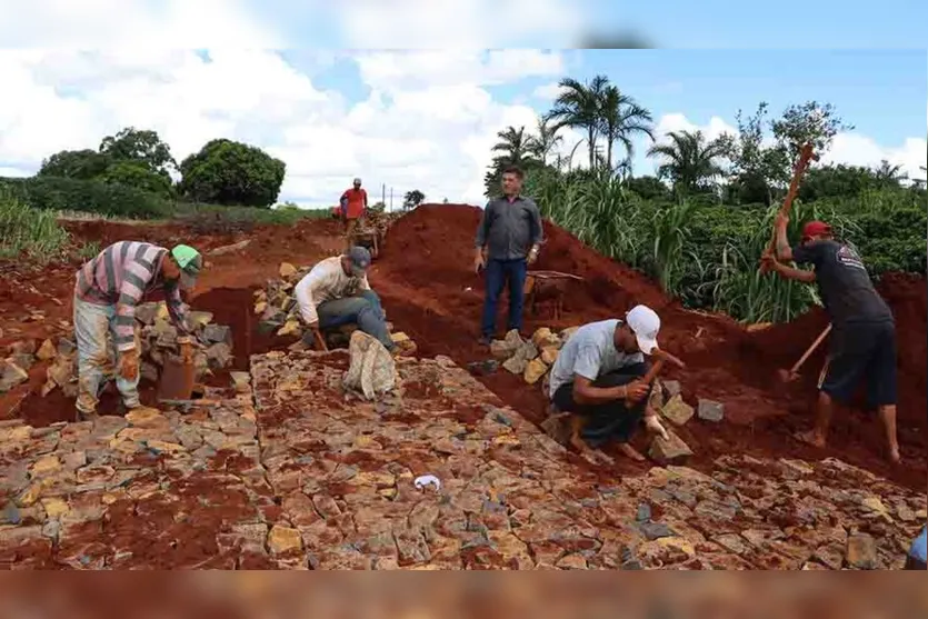  Obra irá beneficiar cerca de 250 famílias e produtores. 