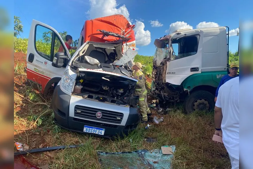 Vítima de acidente com ambulância do Samu dá à luz a menino