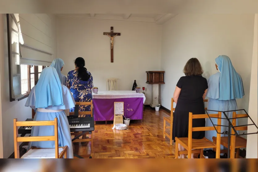 PELO CORAÇÃO DE MARIA, CHEGAR AO CORAÇÃO DE JESUS - Diocese de Apucarana