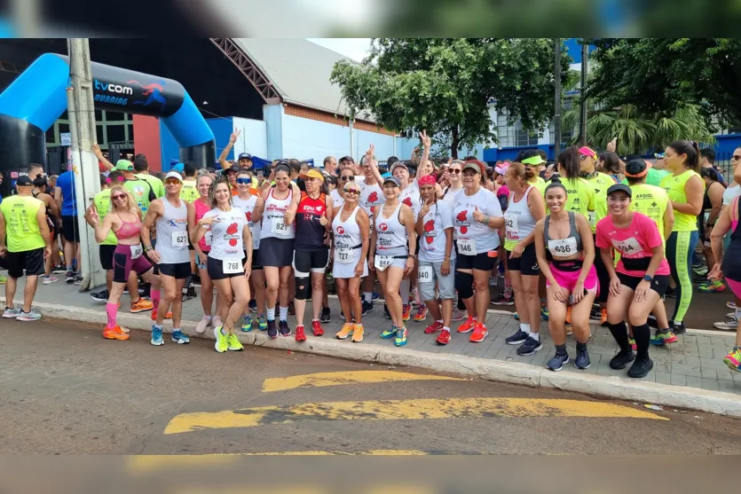  Mulheres apucaranenses se destacaram na corrida 