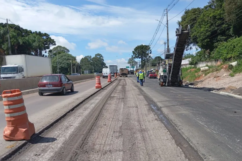 Novo viaduto de São José dos Pinhais atinge marca de 72,7% de execução