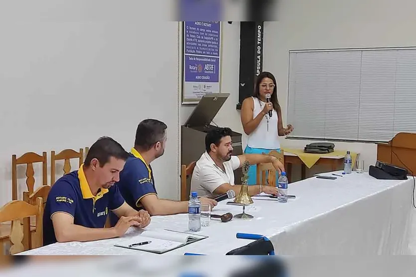  O evento, realizado na Casa da Amizade, reuniu rotarianos, convidados e autoridades locais 