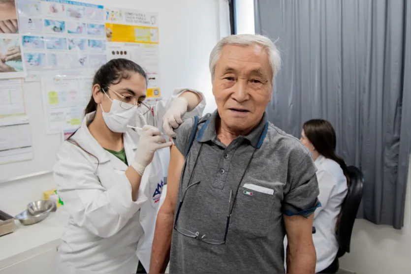  Vacinação contra a gripe começou em Apucarana 
