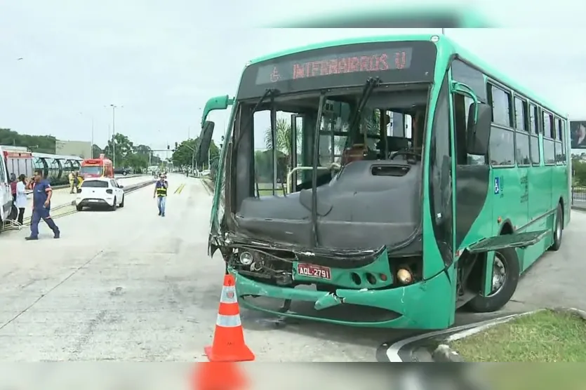  A batida ocorreu na manhã desta terça-feira 