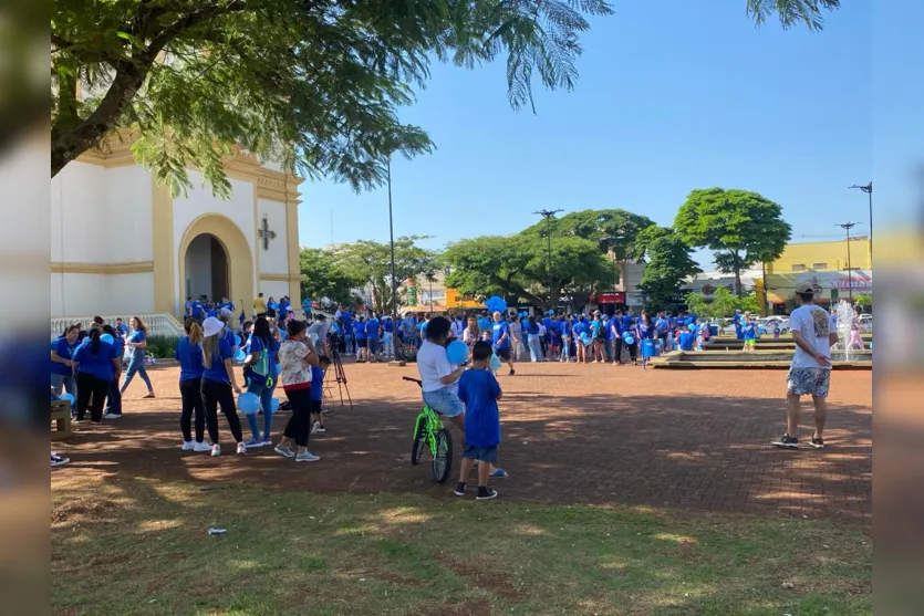 Caminhada de Conscientização sobre o Autismo acontece em Apucarana