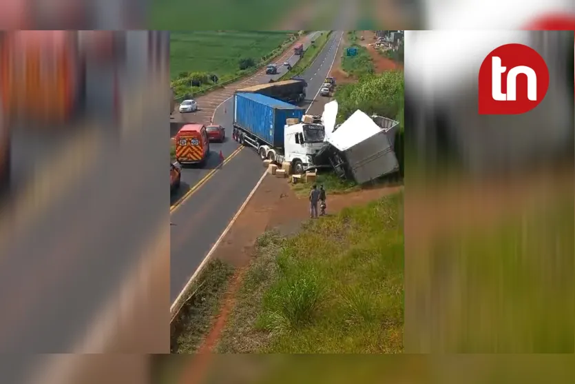 Caminhões colidem em acidente na Vila Reis em Apucarana