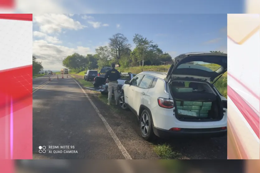  Droga foi encontrada no porta-malas dos carros 