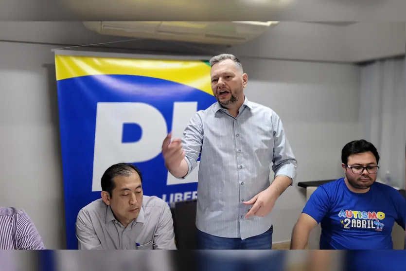Paulo Vital se filia no PL e diz que grupo escolherá candidato
