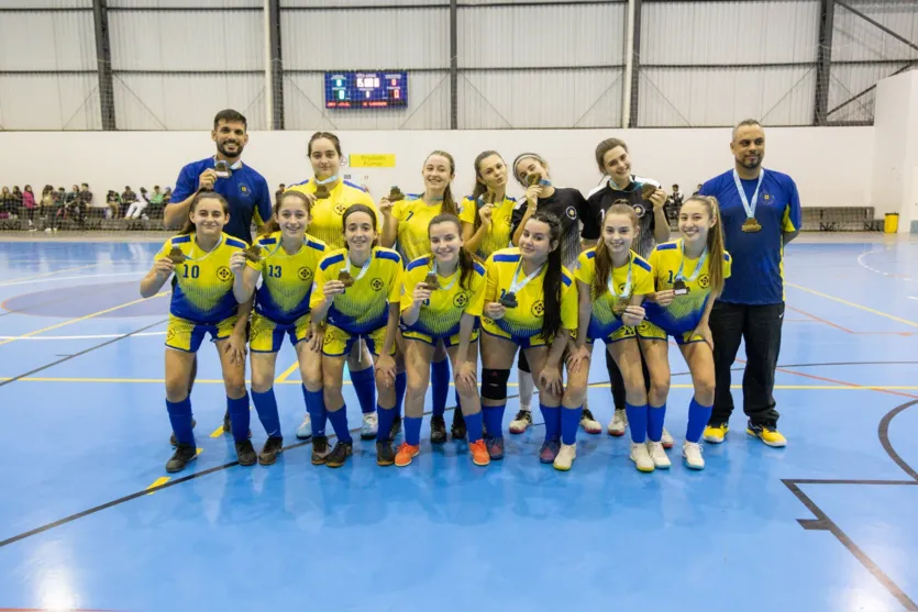  Time feminino do Colégio Mater Dei foi campeão 