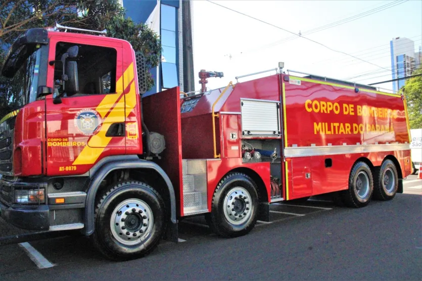 Arapongas recebe novo caminhão para o Corpo de Bombeiros