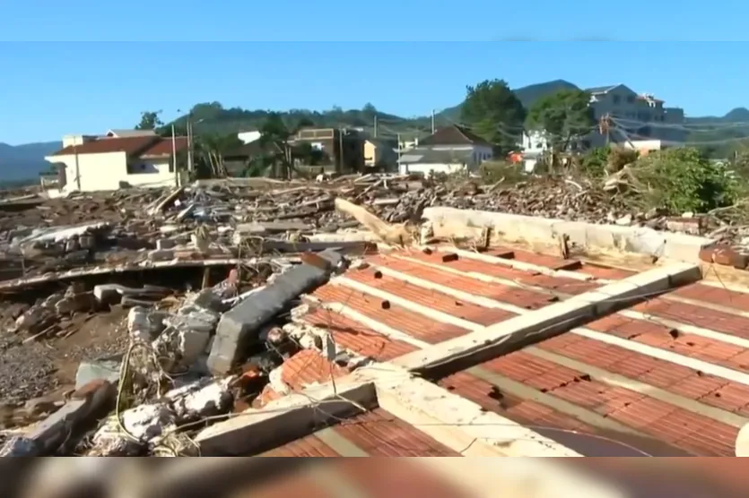  As únicas coisas que sobraram da civilização foram entulhos 