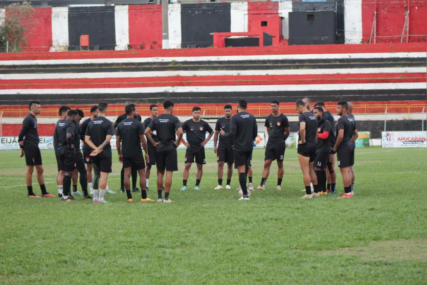  Equipe composta por 20 atletas é treinada por Reginaldo Vital 