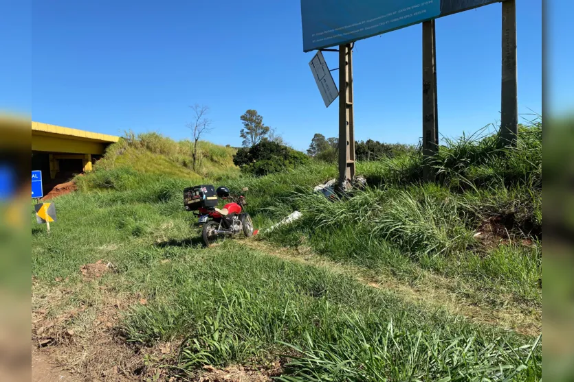 Motociclista sofre queda próximo ao 'Bonezão' e mobiliza bombeiros