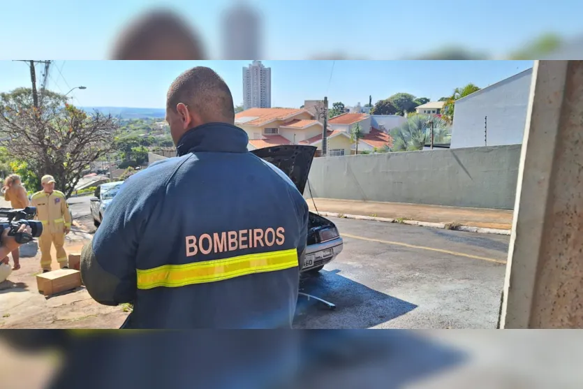  Bombeiros foram chamados para garantir fim do incêndio 