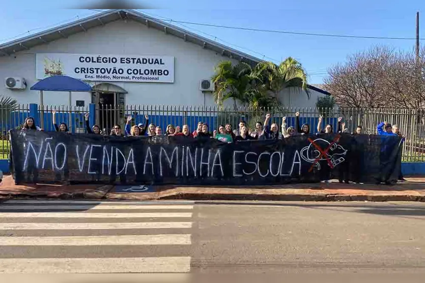  Colégio Cristóvão Colombo em jardim Alegre 