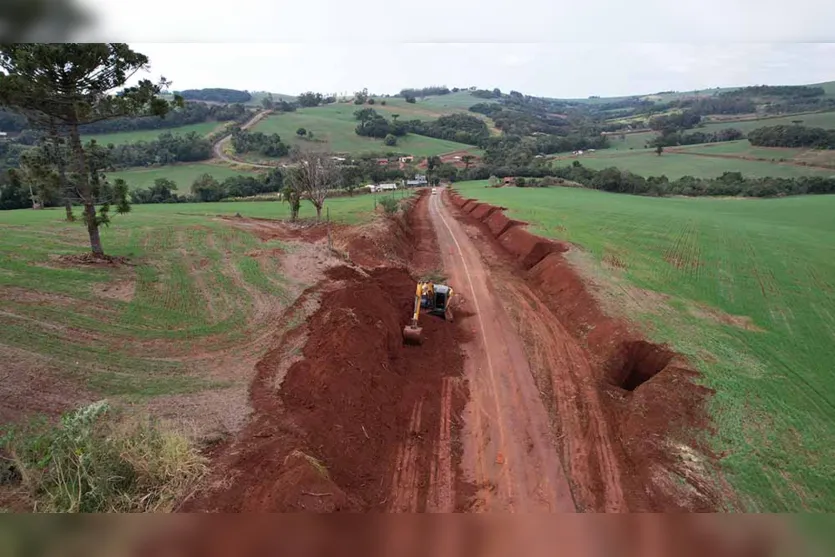  As obras, que começaram com a limpeza e terraplenagem 