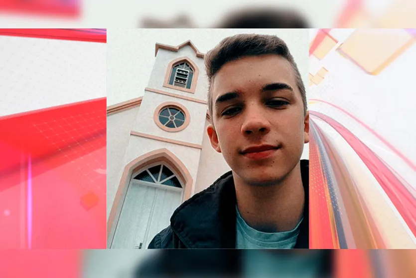  Com a ajuda da família, Lucas construiu a igreja quando tinha 13 anos 